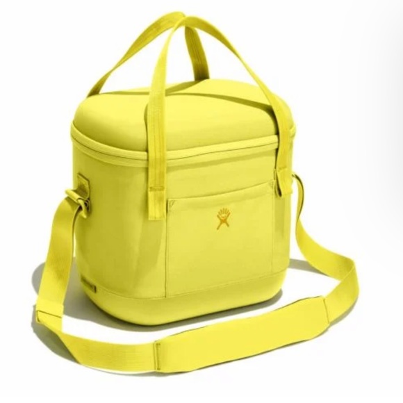 Hydro Flask Handbags - Hydro Flask cooler